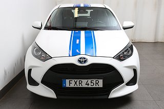 Halvkombi Toyota Yaris 5 av 24