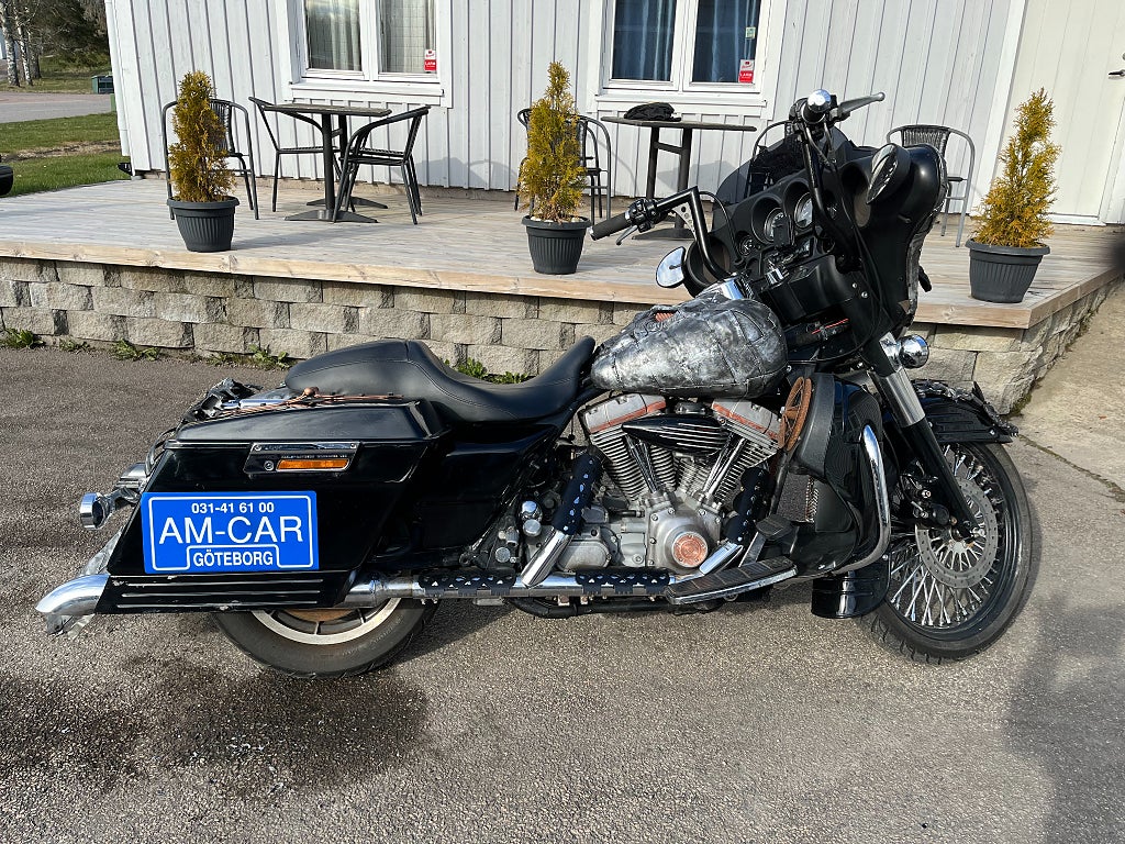 Harley-Davidson Electra Glide Mad Max