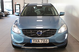 SUV Volvo XC60 2 av 15