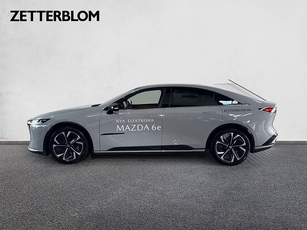 Halvkombi Mazda 6 2 av 13