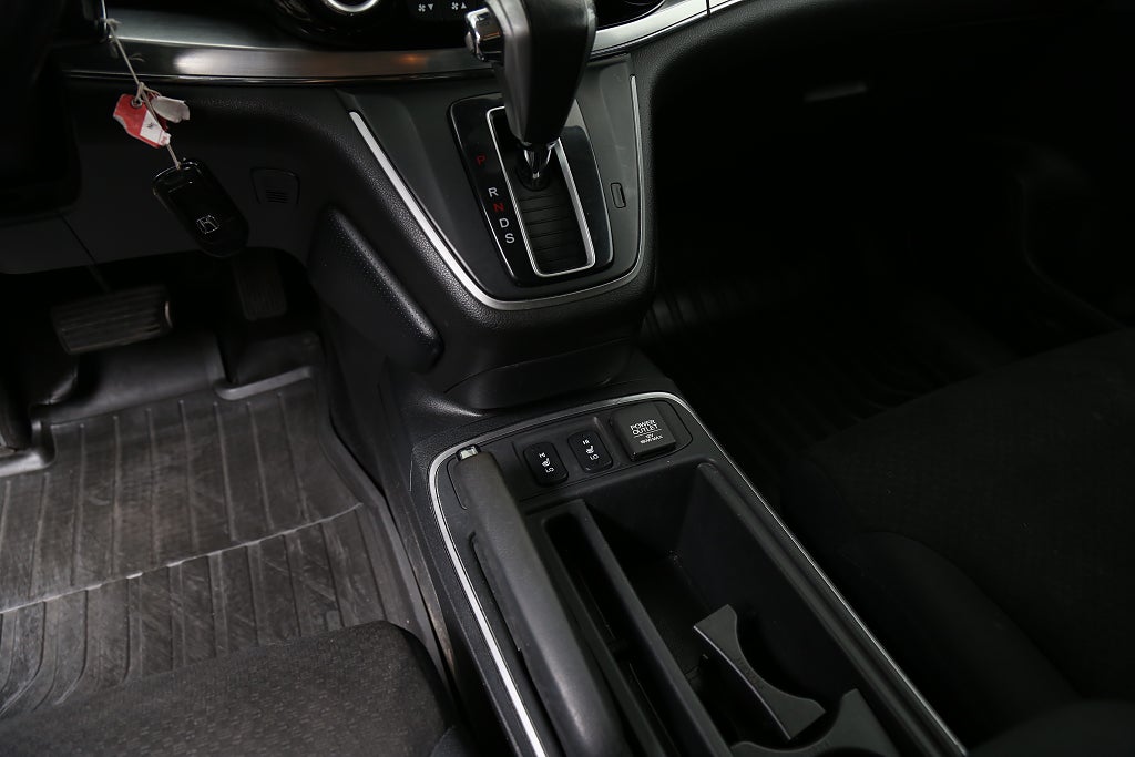 Honda CR-V 2,0 i-VTEC 155hk Elegance Plus AWD Aut Navi Motorv Drag 2016