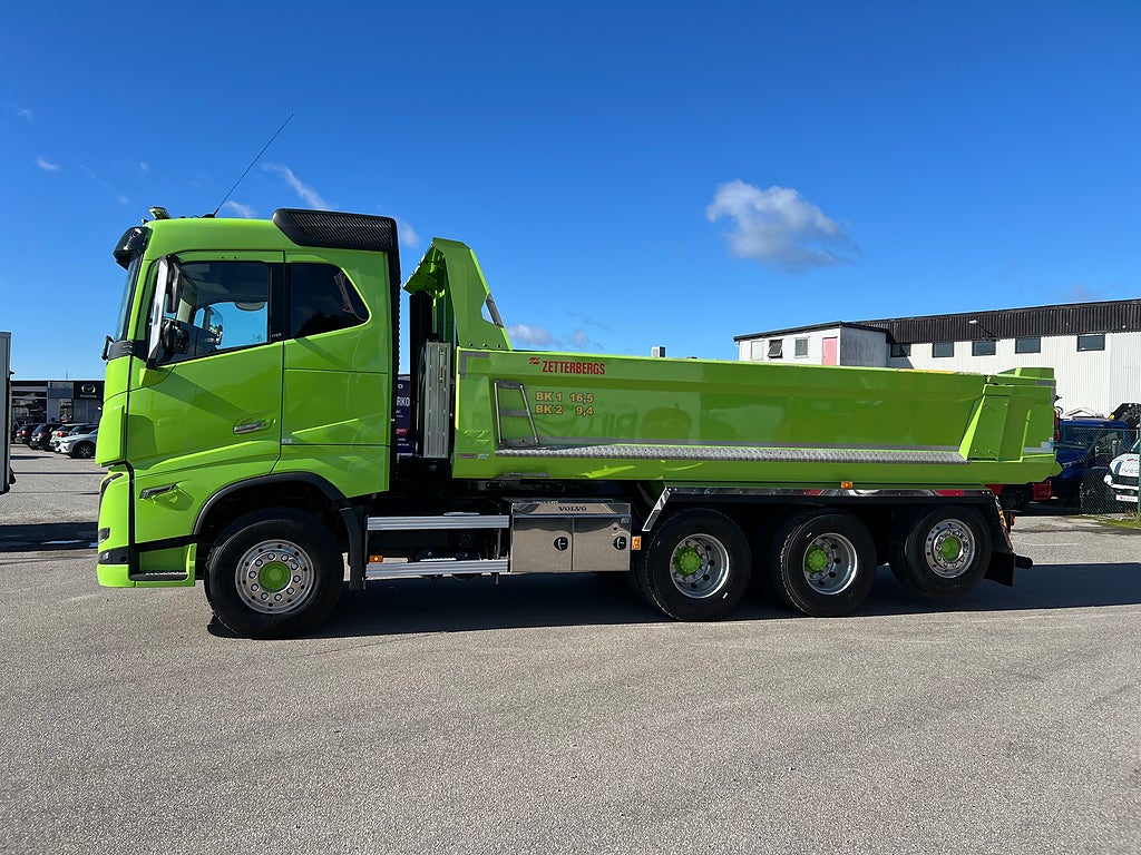 Volvo FH16 550 8x4*4 Tridem Tippbil I-See, Fullutrustad