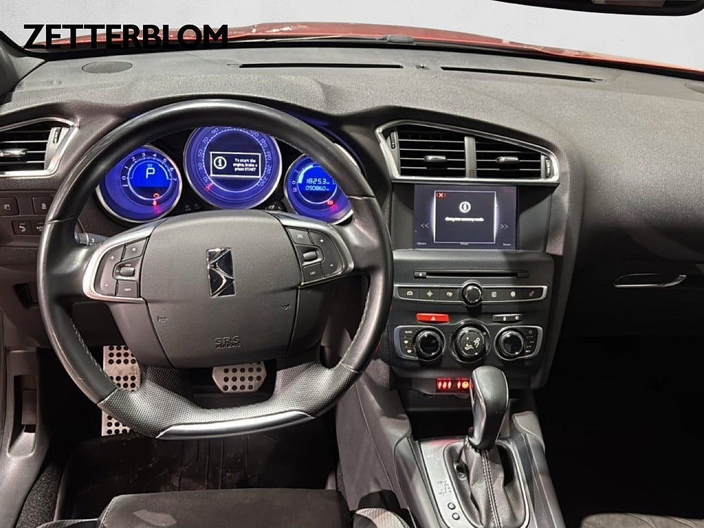 Halvkombi DS Ds4 10 av 14