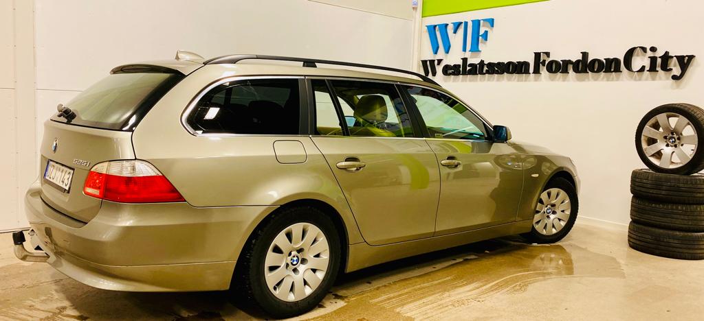 BMW 525 i Touring Automat 192hk 2004, kuva 4/38