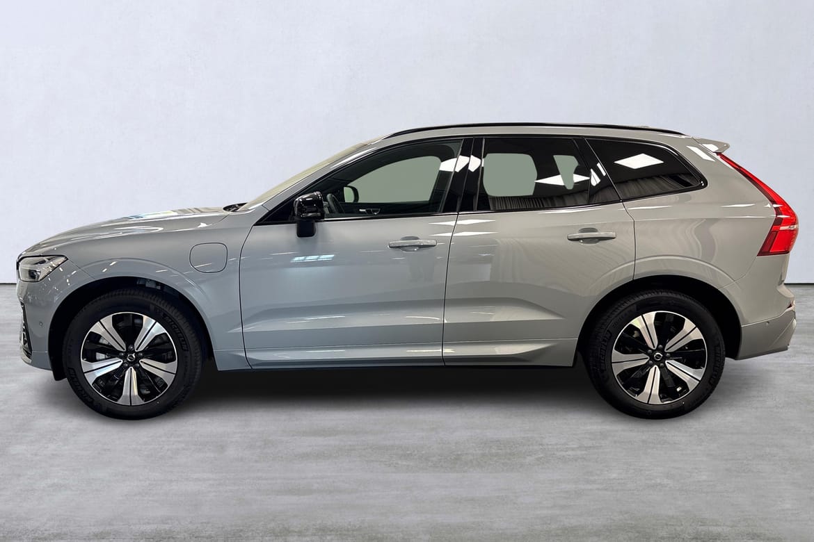 Volvo XC60 T6 Plus Dark Edition 2025, kuva 2/10