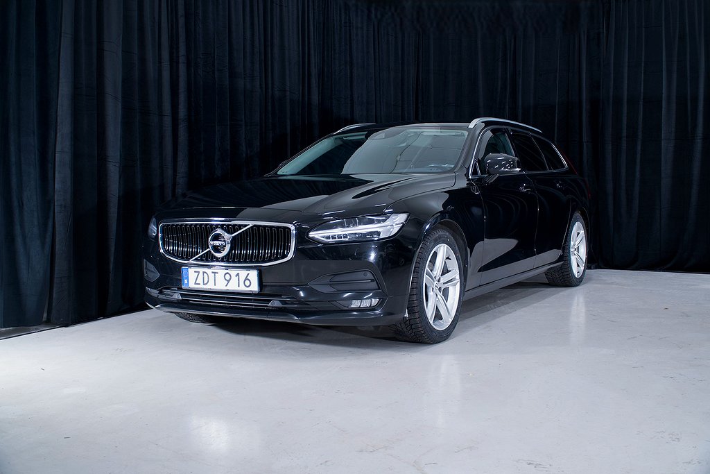 Volvo V90 D4 AWD 190hk Momentum Navi Värmare Drag VoC Blis