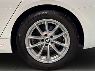 BMW 520d xDrive Touring Kamera Rattvärme MoK GPS Elbaklucka SoV – bild 14