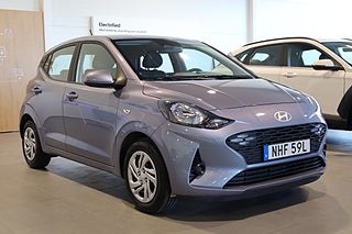 Halvkombi Hyundai i10 4 av 24