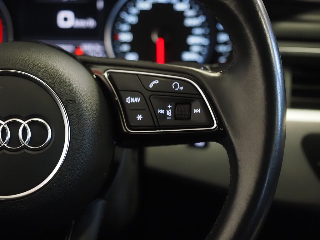 Audi A5 SB 45 TFSI 2.0 Quattro MHEV S Tronic | P-Värmare | Drag