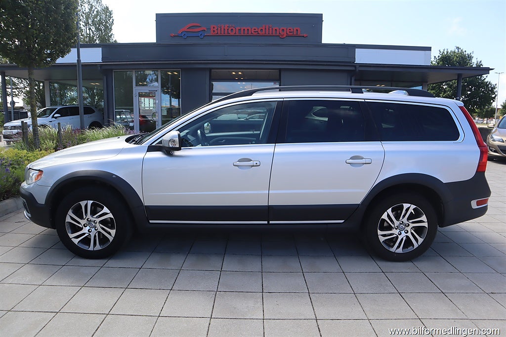Volvo XC70 II D4 2.4 AWD 163hk Aut Skinn BLIS Drag Svensksåld