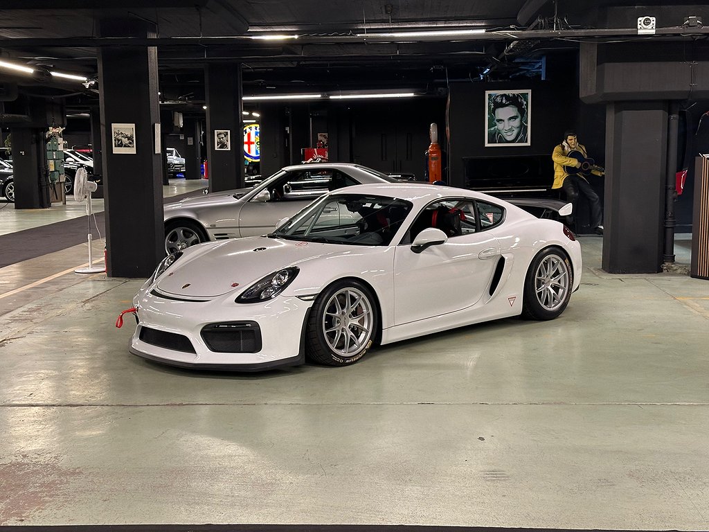 Porsche Cayman GT4 Clubsport (Tävlingsbil)