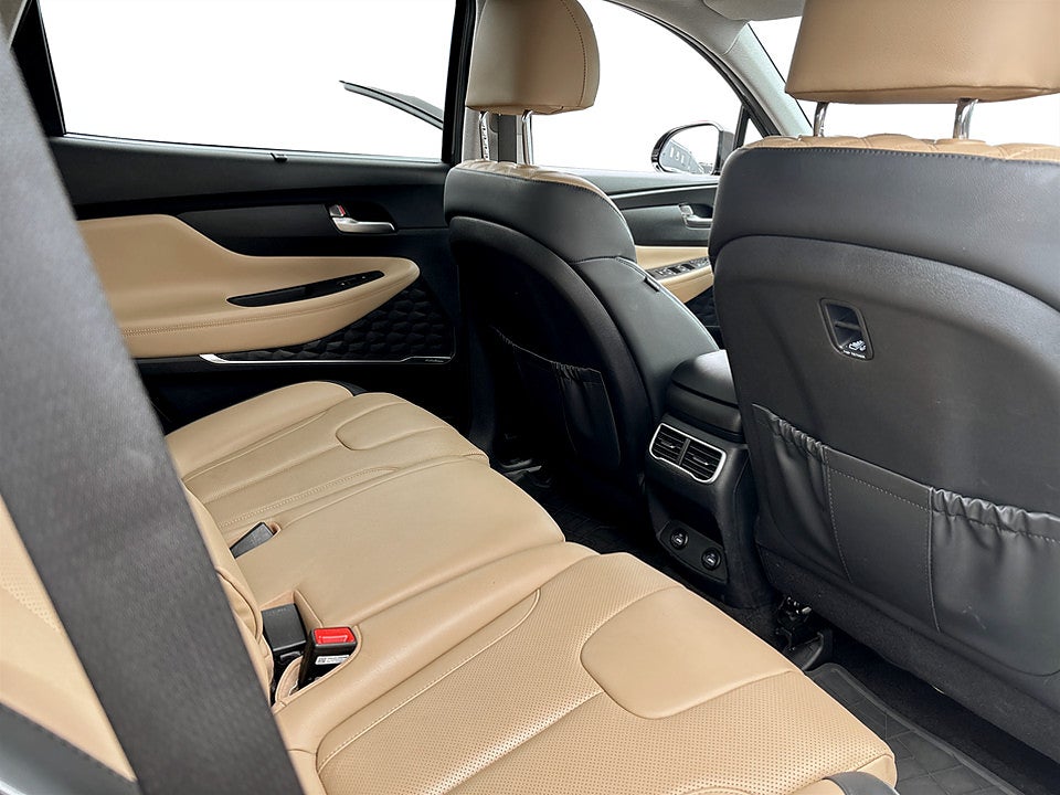 Bild på Hyundai Santa Fe Advanced PHEV 265hk Aut 4WD 7-SITS PANO B-KAMERA