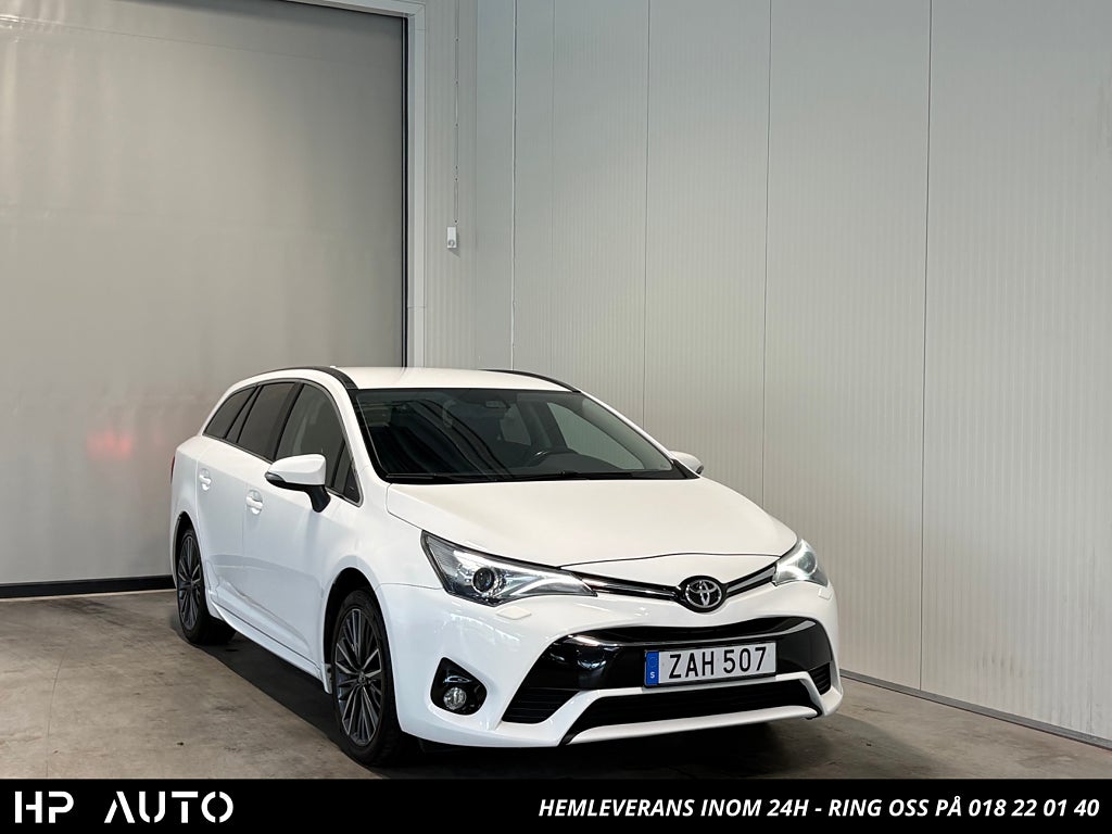 Toyota Avensis 1.8 Active Plus Automat Dragkrok Skinn B-Kam