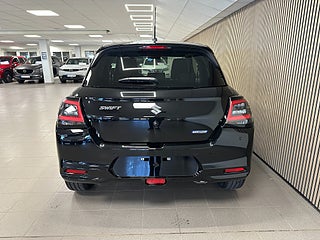 Suzuki Swift 1.2 Hybrid AllGrip 4x4 — bild 5 av 13