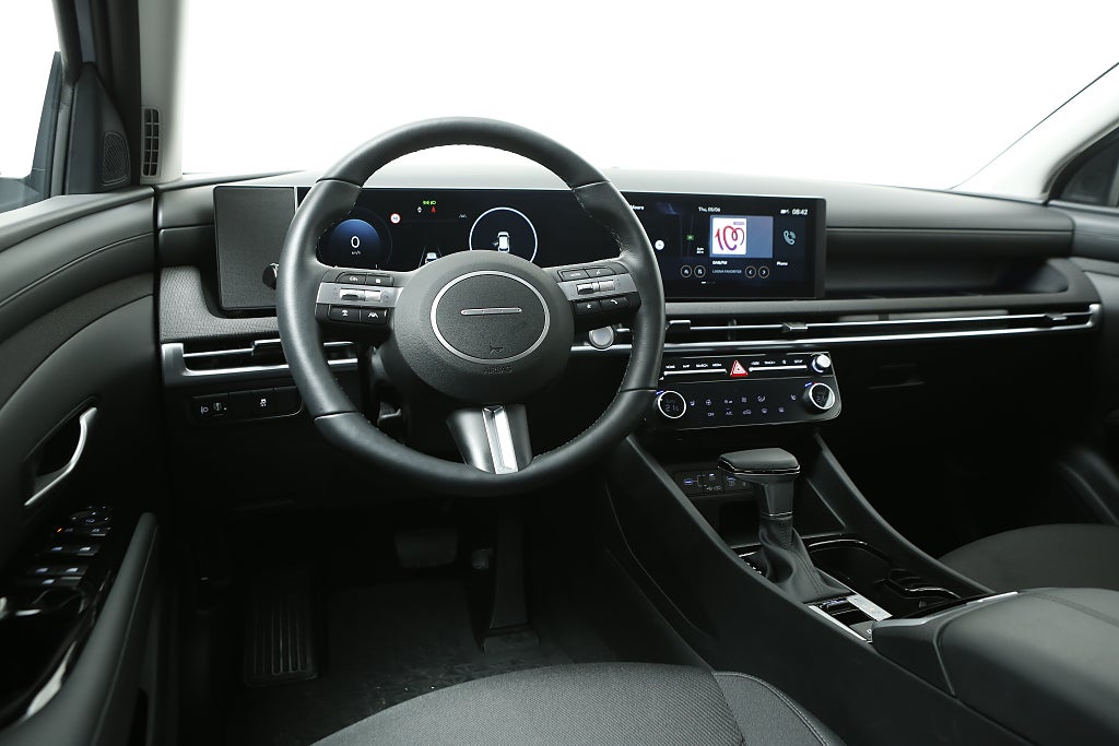 Hyundai Tucson 1.6T MHEV Essential Automat - Vinterhjul & service ingår 2025