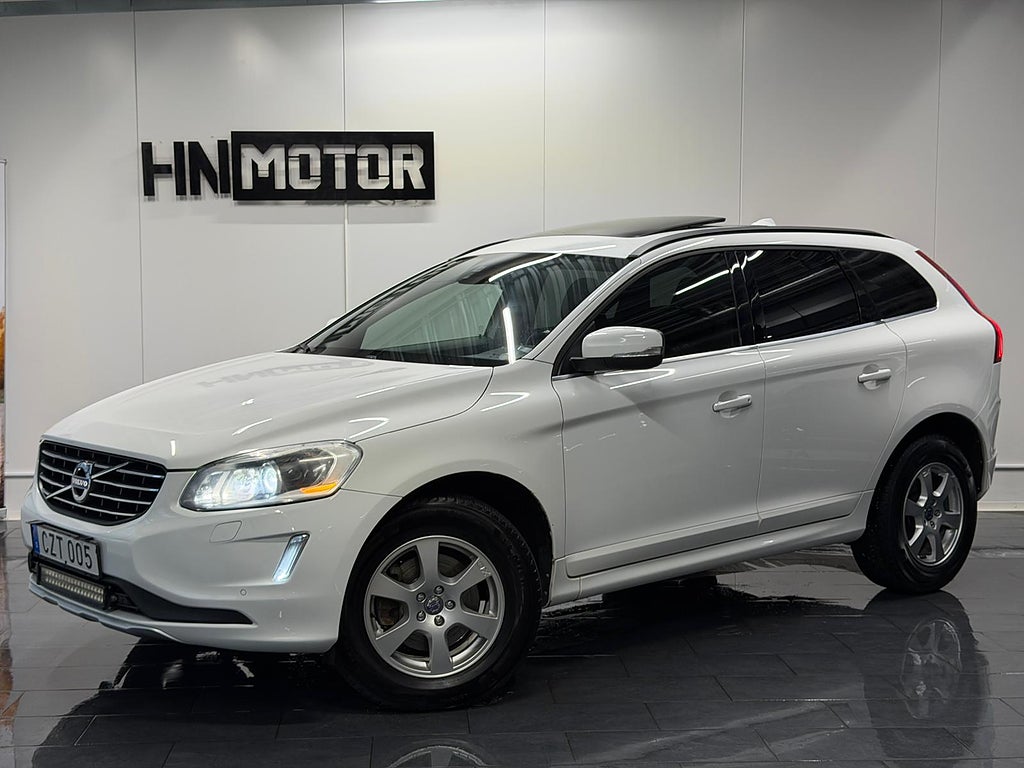 Volvo XC60 D4 AWD Geartronic |PANO|NAVI|Värmar|DRAG|NyServ|