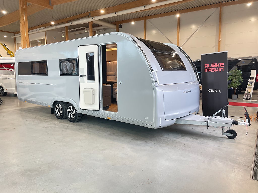 Adria Alpina 663 HT / ALDE / Frontkök / Pluspaket / Queenbed / Boggie 