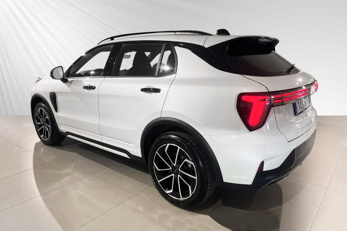 Lynk & Co 01 Core PHEV 2025, bild 3/33