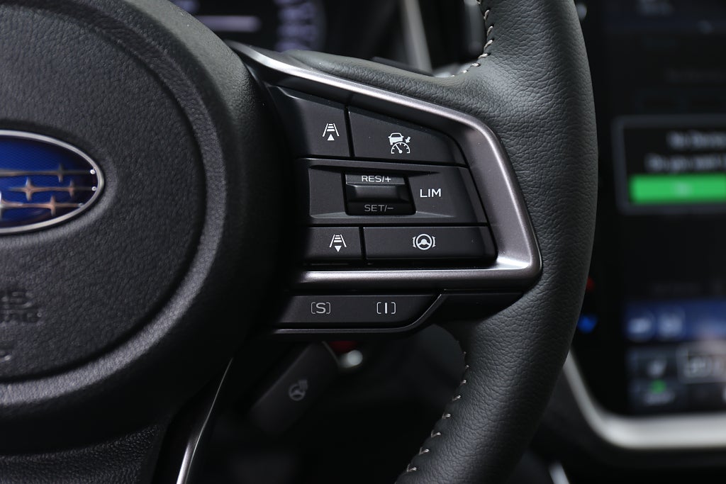 Subaru Outback Limited| 3 fria Service.