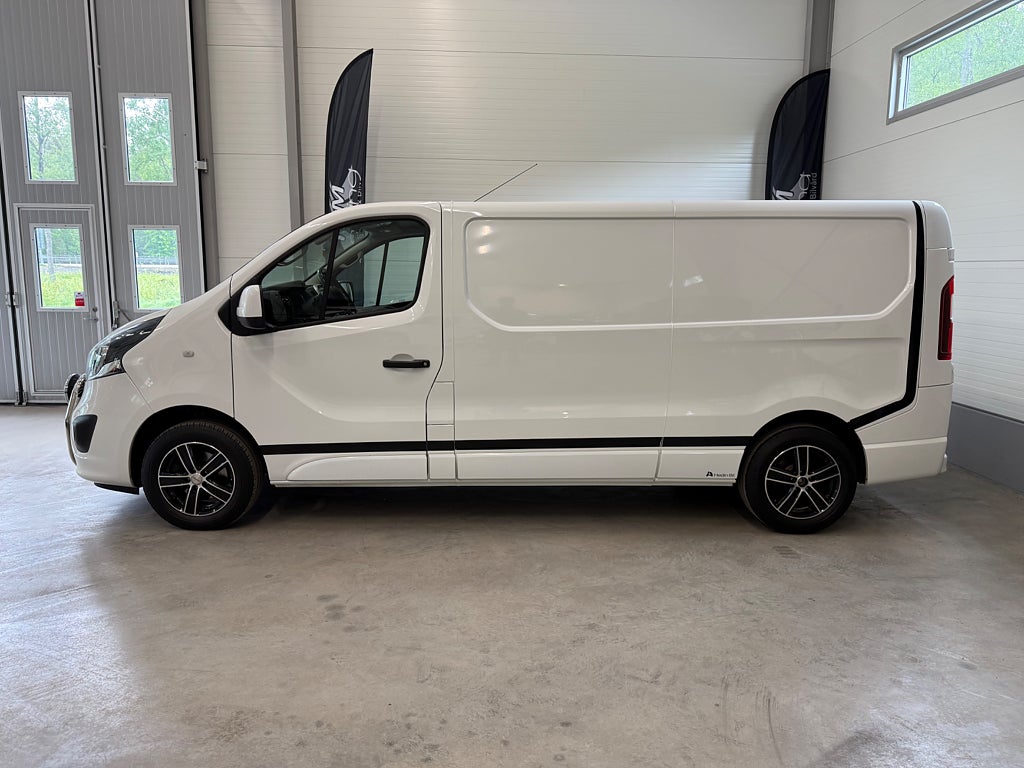 Opel Vivaro Skåpbil 2.9t 1.6 CDTI BIturbo 125HK DRAG VÄRMARE Euro 6