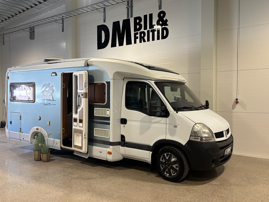 Knaus 650 TI Långbädd / Lågamil / 3.500kg / 140hk