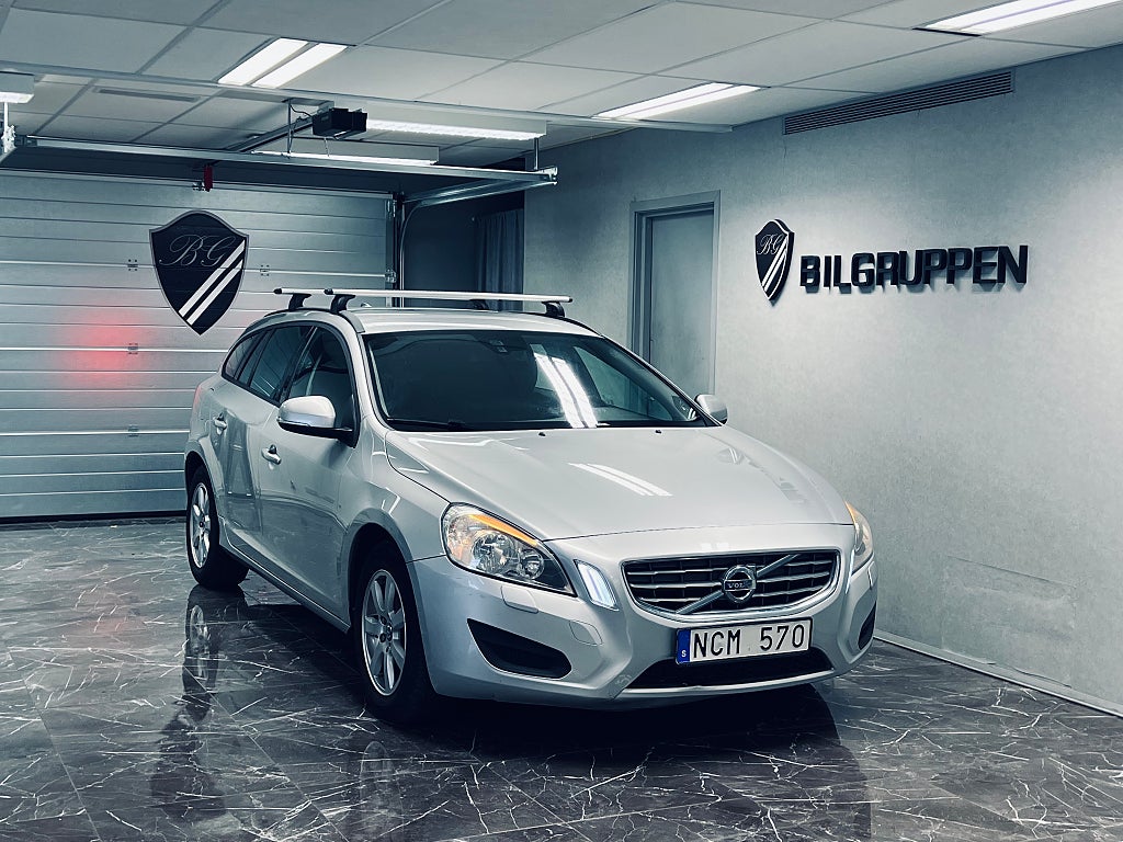 Volvo V60 D2 115hk|Drag|D-värmare|Nyrservad|