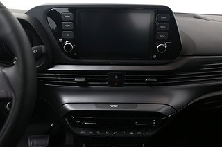 Halvkombi Hyundai i20 10 av 17
