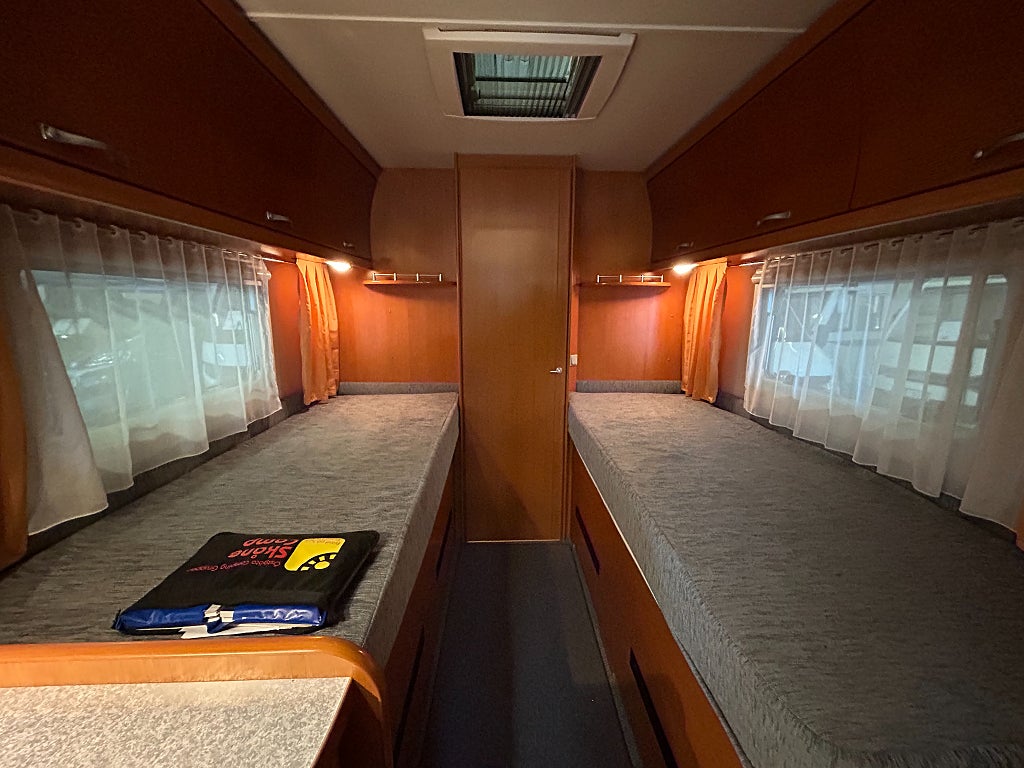 LMC LIBERTY FINISH TI 7100 / ALDE / Kamkedja / Ugn / Solcell - LMC