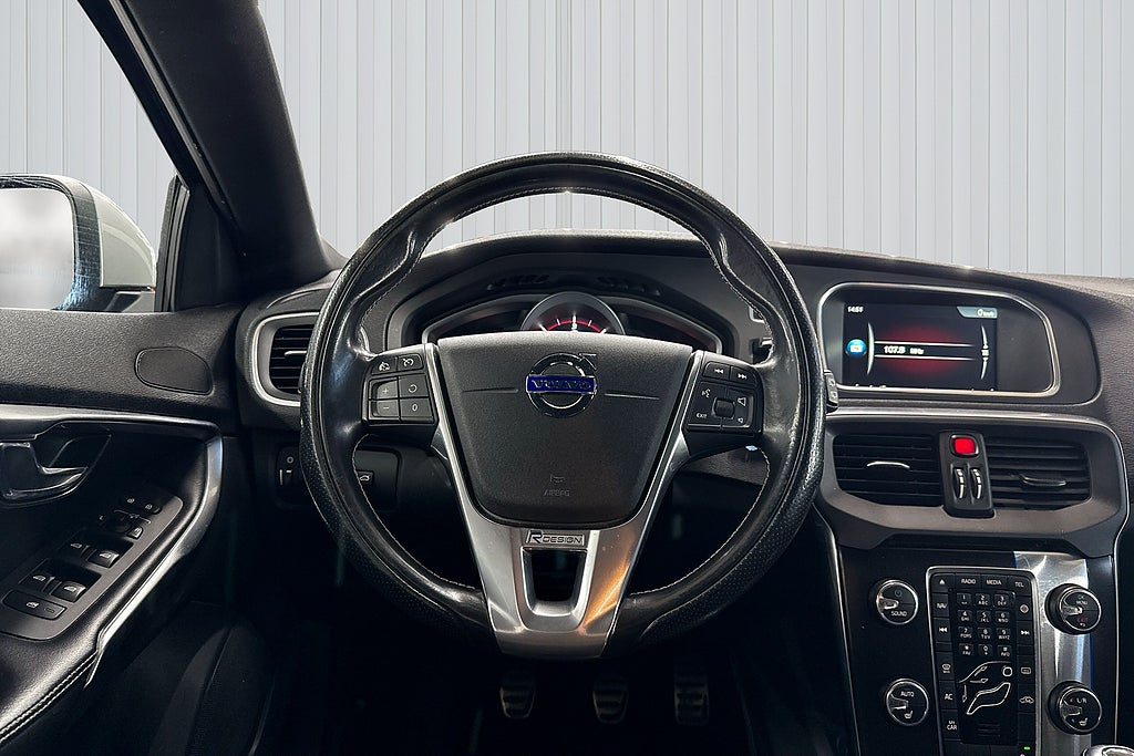 Volvo V40 2016