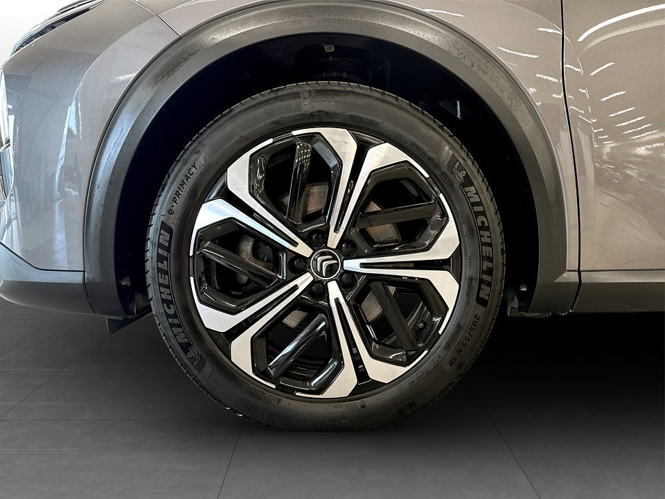 Bild på Citroën C5X Shine Exclusive 1.6 PT 180hk Aut PANO 360-KAMERA DRAG 