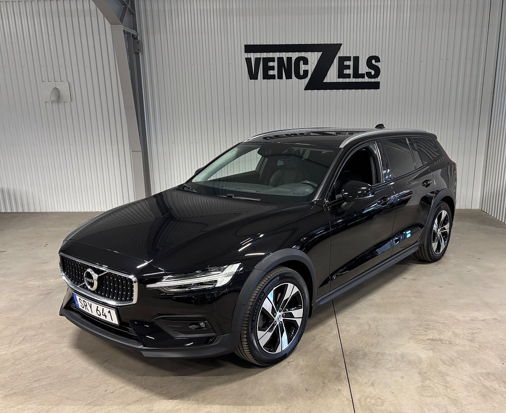 Volvo V60 Cross Country D4 Polestar 200 hk Automat AWD Kamera Drag VOC GPS