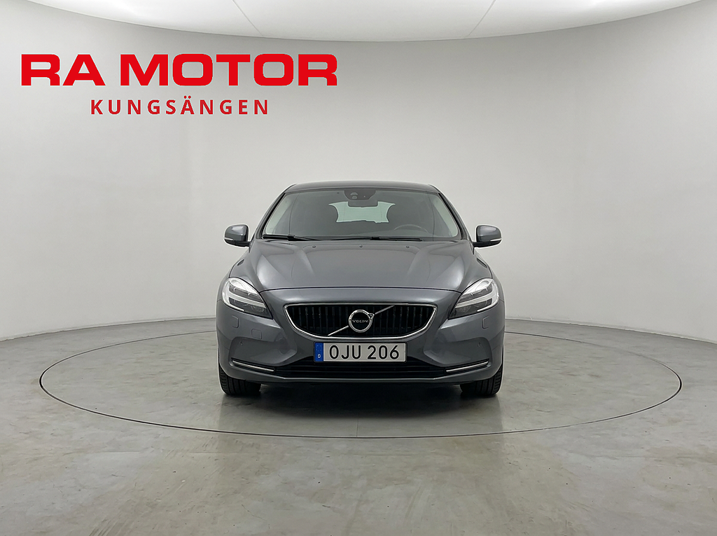 Volvo V40 T2 122hk | Business | P-Värm | P-Sensor | 2017