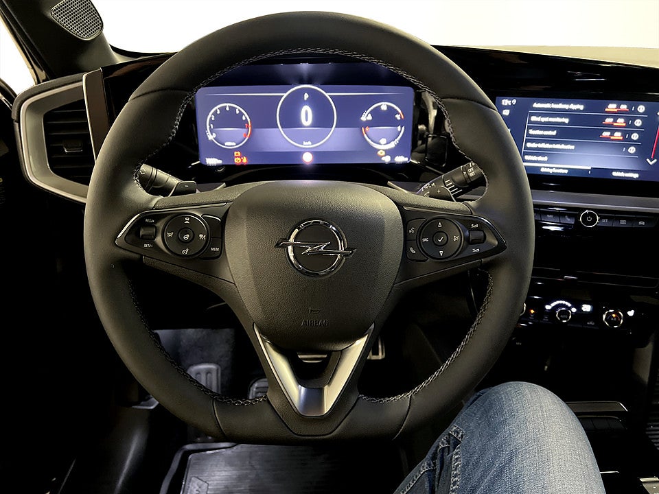 Bild på Opel Mokka SE Edition 1.2 Turbo 130hk Aut B-KAMERA CARPLAY