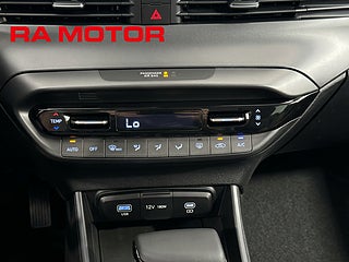 Halvkombi Hyundai i20 19 av 22