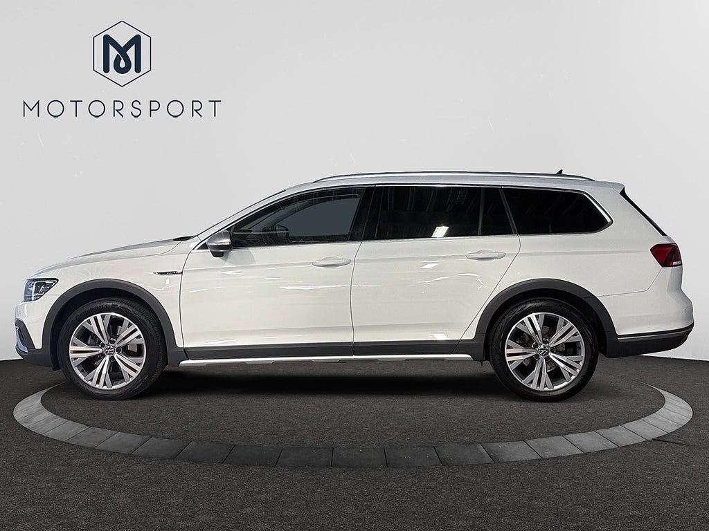 Volkswagen Passat Alltrack 2.0 TDI 4Motion Alltrack Dragk Adaptiv farth Värmare bild 2