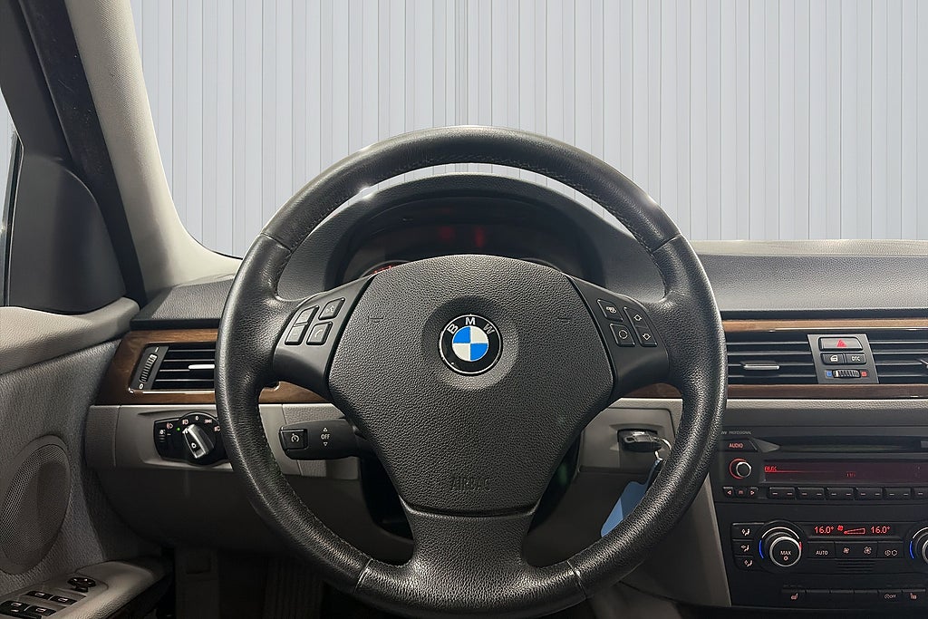 BMW 320D 2009