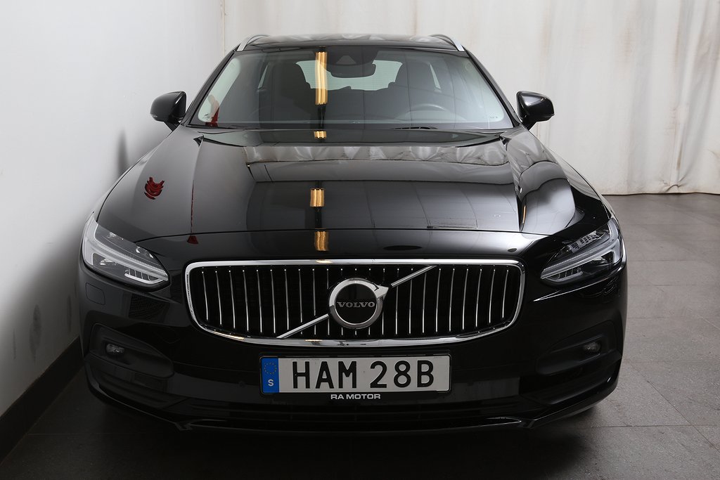 Volvo V90 D4 190hk Momentum Aut Navi VOC Drag 2021