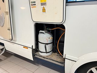 Husbil-integrerad Niesmann ARTO 79 LE 10 av 25