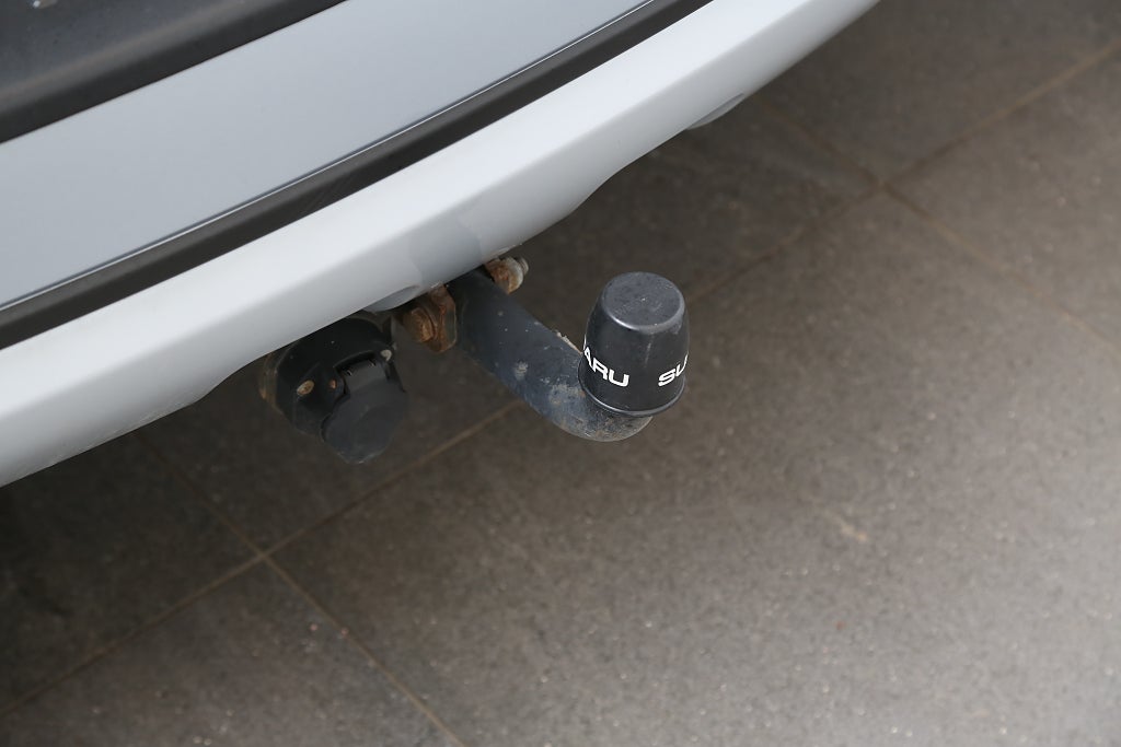 Subaru Forester 2,0i 150hk XE AWD Aut Skinn Extraljus Dragkrok 2019