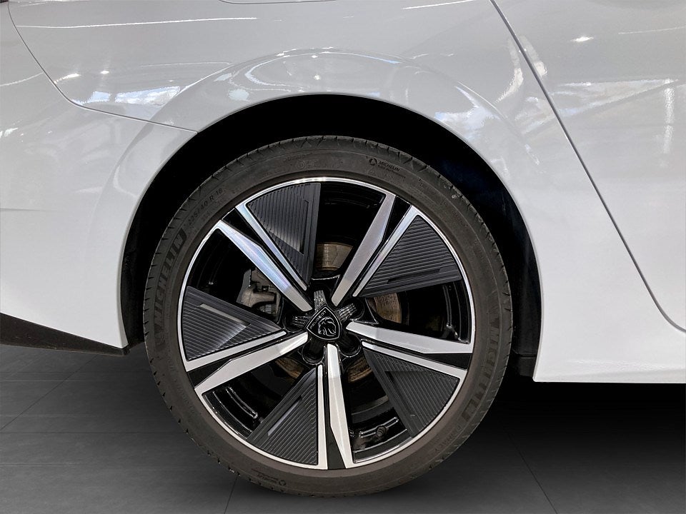 Bild på Peugeot 308 SW GT 1.2 PT 130hk Aut - 360-KAMERA, ELSTOL