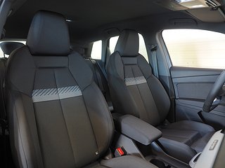 SUV Audi Q4 12 av 30
