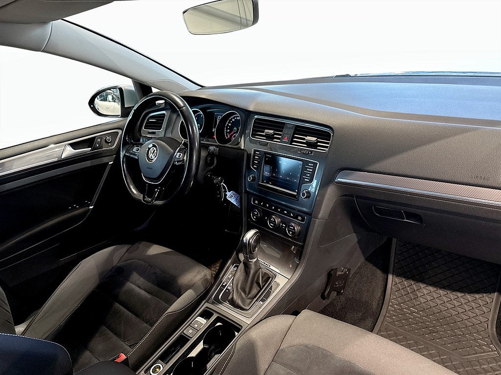 Bild på Volkswagen Golf Alltrack 2.0 TDI 4Motion 184hk Aut AWD - B-KAMERA, CARPLAY