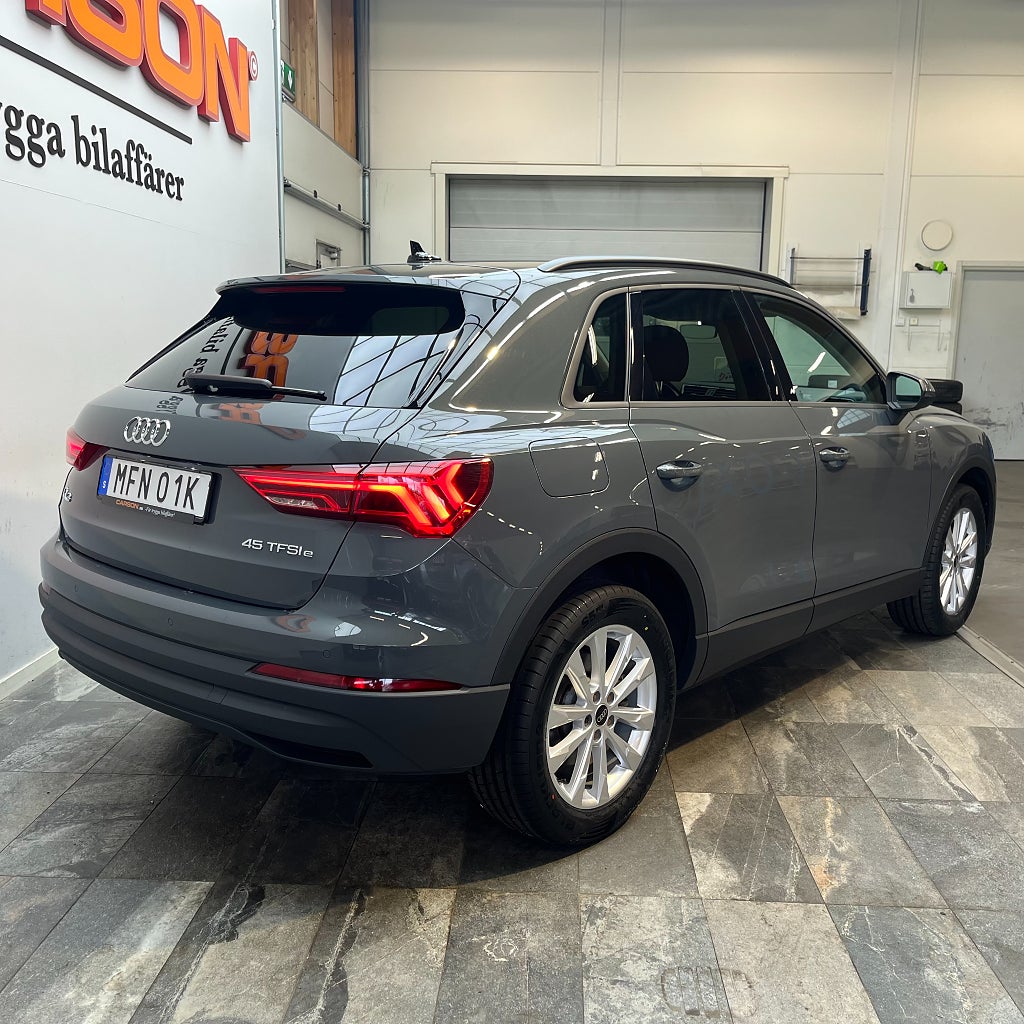 Audi Q3 4,99% 45 TFSI e S Tronic Proline Cockpit Carplay Värmar