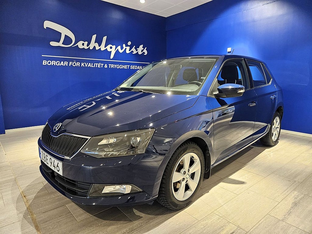 Skoda Fabia 1.0 TSI 95hk V-hjul PDC bak Bluetooth Lågmil