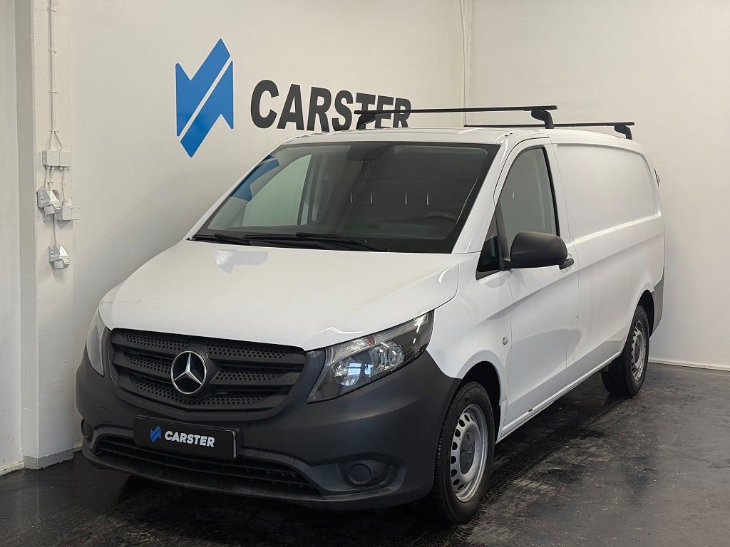 Mercedes-Benz Vito 111 CDI 2.8t 3-Sits Drag Lång Skinn Värmare Moms 114hk