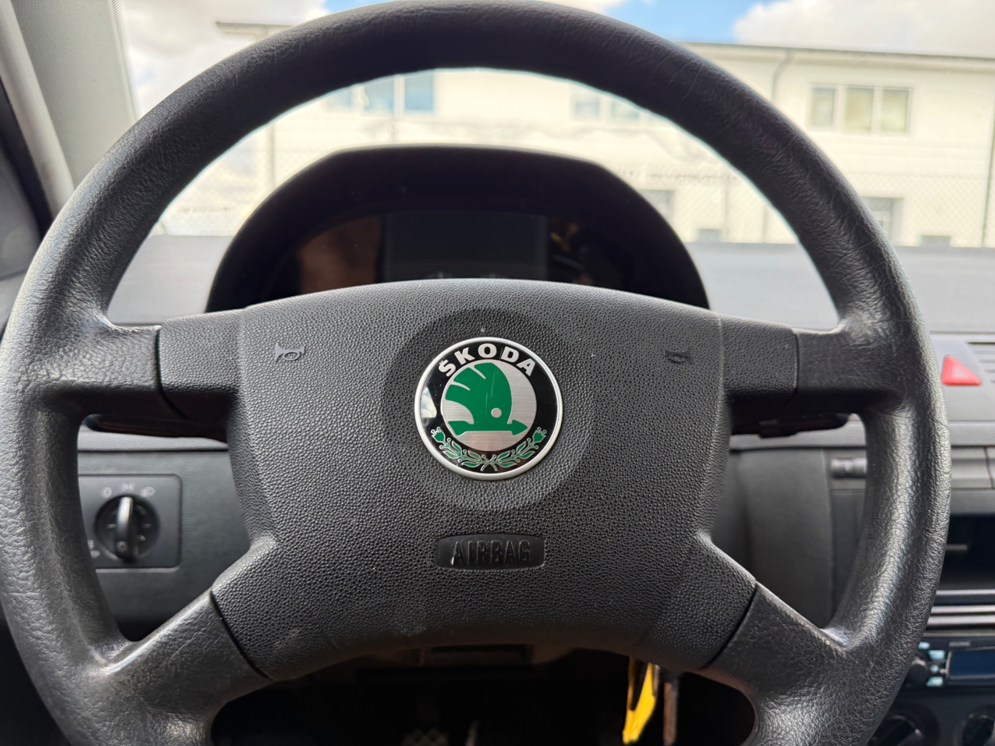 Skoda Fabia Ny besiktigad 2003, bild 5/10