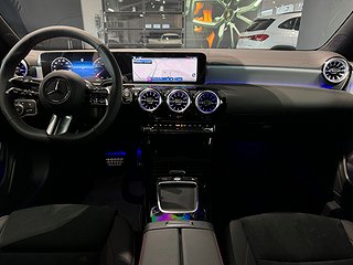 Sportkupé Mercedes-Benz CLA 11 av 12