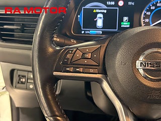 Halvkombi Nissan Leaf 14 av 22