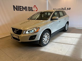 Volvo XC60 D5 AWD Summum Dragkrok/Skinn/D-Värm/SoV/P-sens