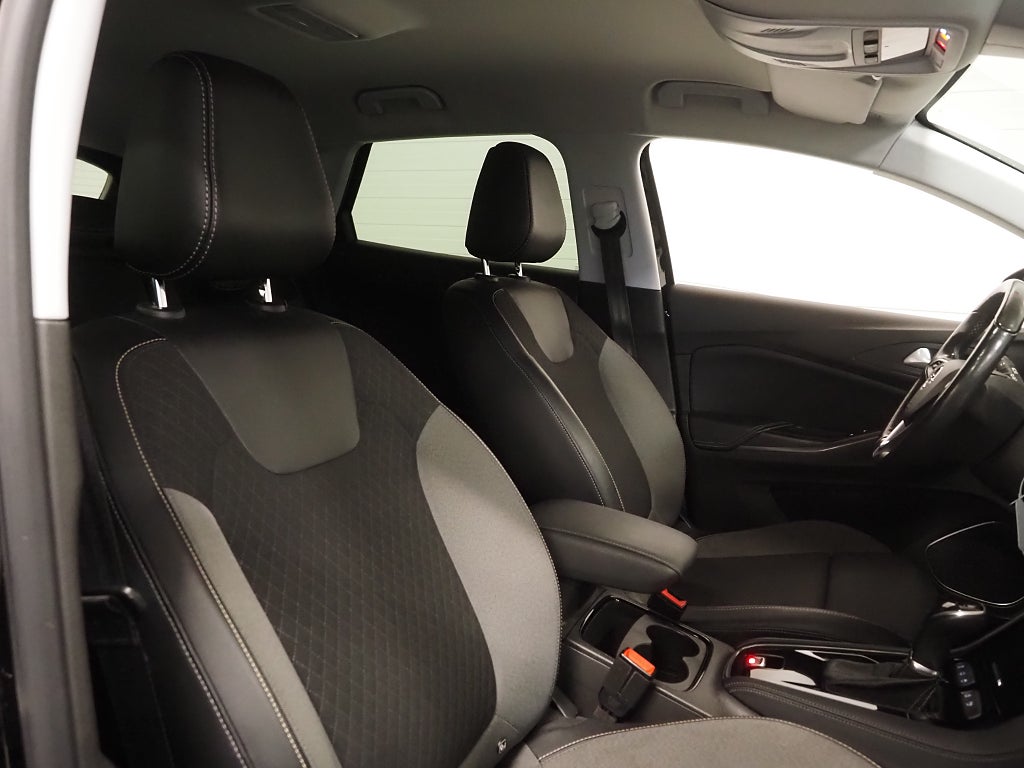 Opel Grandland X 1.2 Turbo 130hk Design Line | Backkamera | 2021